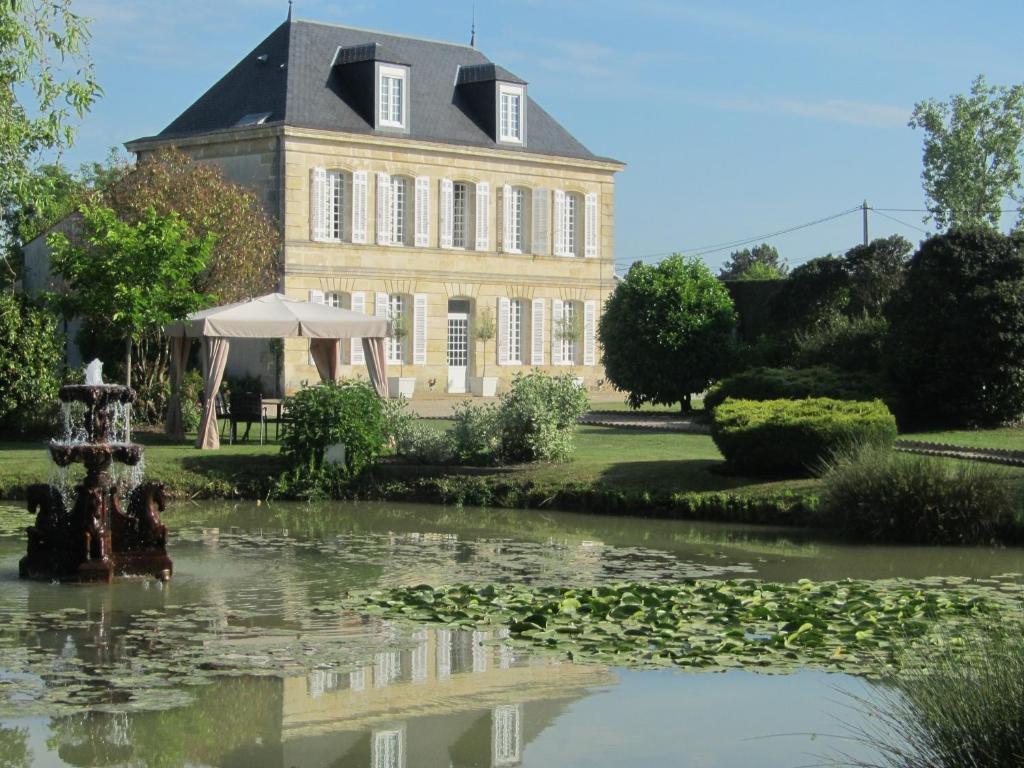 Chateau Beau Jardin Hotel Gaillan-en-Medoc Exterior photo